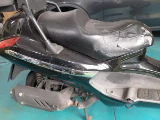 Piaggio X8 125 Negra