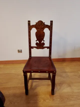 Silla Antigua Roble Tallada