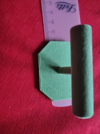 Espositore gioielli verde