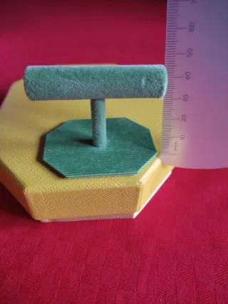 Espositore gioielli verde