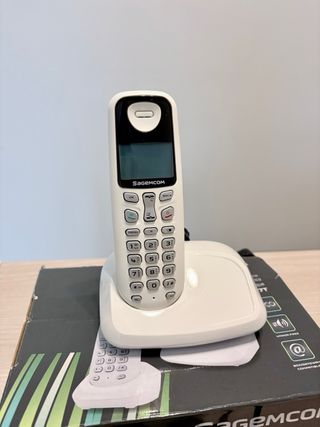 2 Teléfonos Inalámbricos Philips y Sagemcom