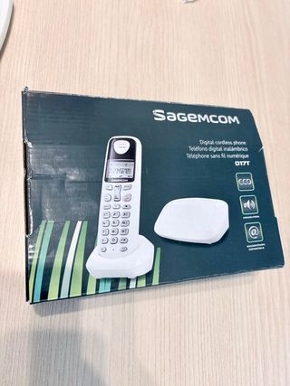 2 Teléfonos Inalámbricos Philips y Sagemcom