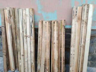 Listones de madera para construcción
