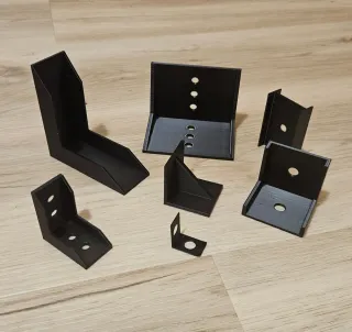 Elementos adicionales de ferretería.