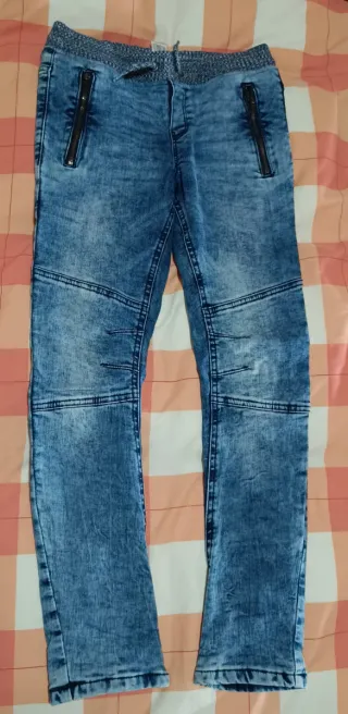 Pantalón vaquero forrado 9-10 años