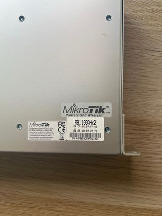 Router MikroTik RouterBOARD 1100 AH