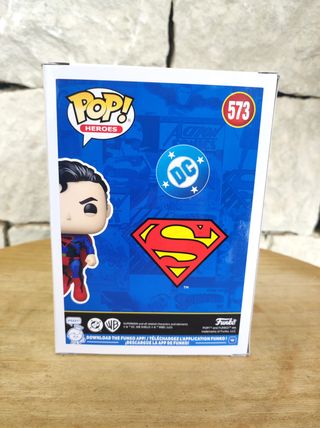 Funko Pop Superman 573 Edición Limitada