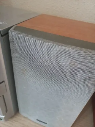 Minicadena Sony CD, Cassette y Radio