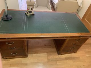 Mesa de despacho de nogal(notario,medico)