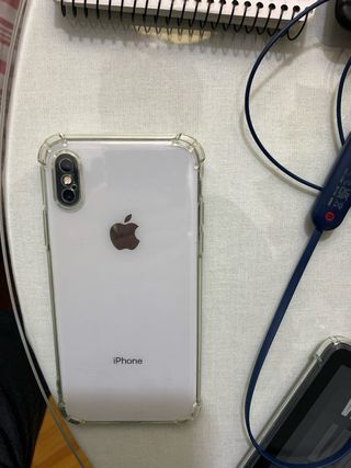 iPhone X 64GB Blanco Impecable, con 89%bateria.