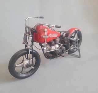 Moto Custom Vintage Metal Rojo