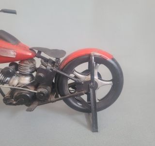 Moto Custom Vintage Metal Rojo