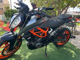 KTM Duke 390 2022 Naranja ABS