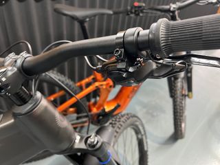 CANNONDALE MOTERRA 4 PLUS 2026 NEGRA/NARANJA