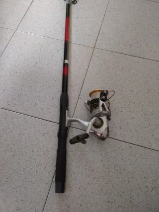 Carrete de pesca con 4 rodamientos y caña