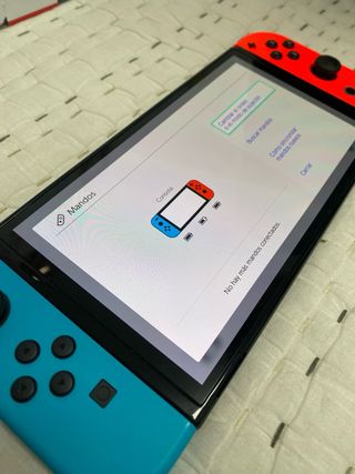 Nintendo Switch OLED Azul y Rojo