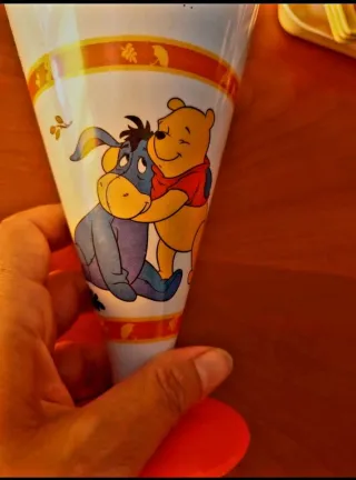 Set Winnie the Pooh: Bicchieri, Vassoio e Tagliere