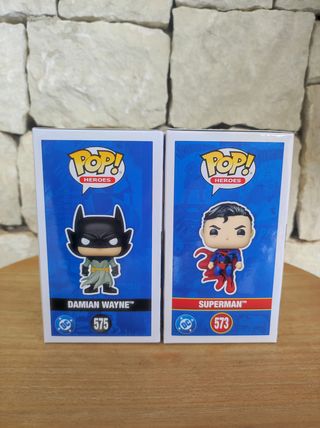 Pack 2 Funko Pop Damian Wayne 575 y Superman 573