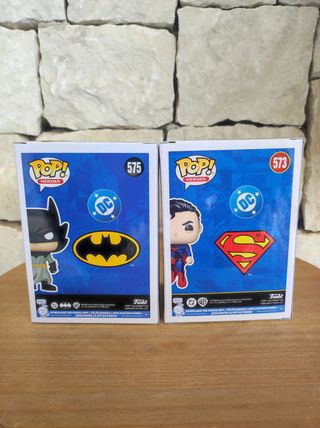 Pack 2 Funko Pop Damian Wayne 575 y Superman 573