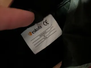 Chubasquero y pantalón verde M