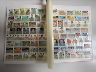 Clasificador con sellos usados de Inglaterra.