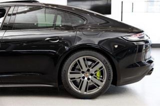 Porsche Panamera 4 E-Hybrid Platinium edition 2023