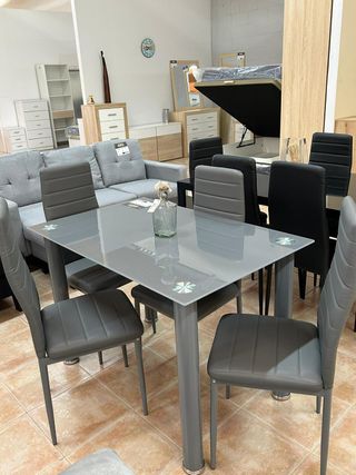 Mesa Comedor Moderna con 4 Sillas - Nueva