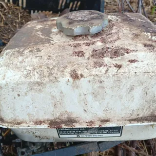 Depósito generador + escape