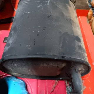 Depósito generador + escape