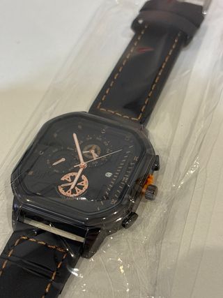 2 Relojes NUEVOS  SE VENDEN JUNTOS OFERTA