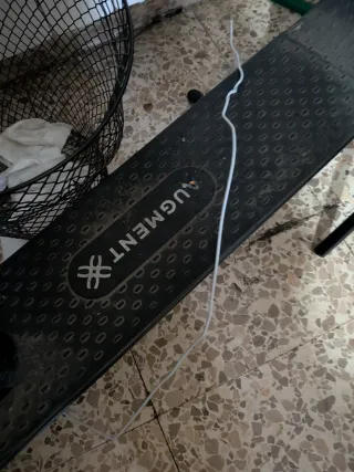 Patinete eléctrico averiado