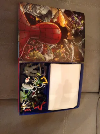 Spider-Man. Libroaventuras. Compañeros arácnido...