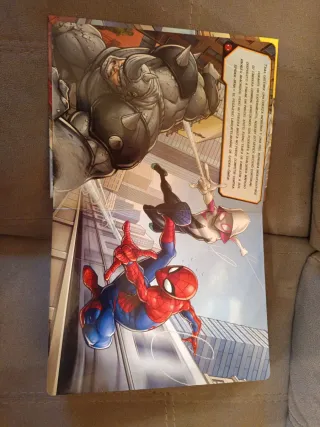 Spider-Man. Libroaventuras. Compañeros arácnido...