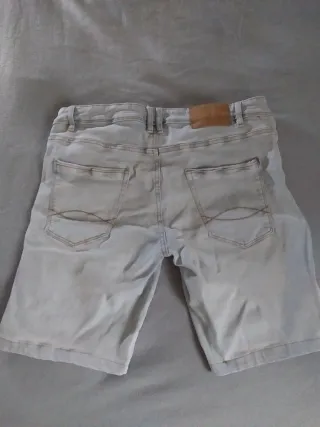 Pantalón corto vaquero claro