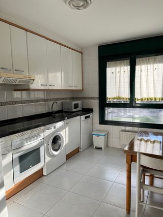 Alquilo piso de 2h..en Oviedo, Florida,Particular