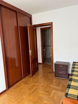 Alquilo piso de 2h..en Oviedo, Florida,Particular