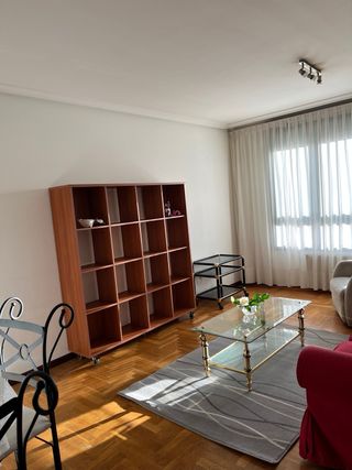 Alquilo piso de 2h..en Oviedo, Florida,Particular