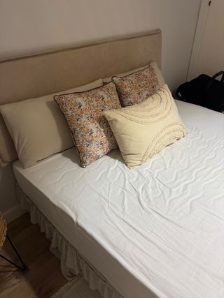 Cama Matrimonio 150 cm con base