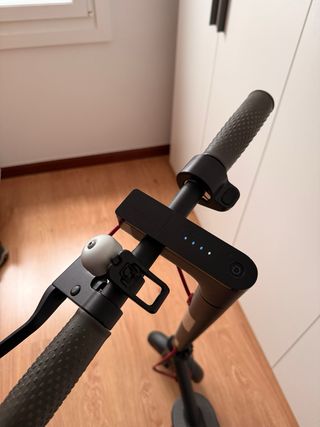 Patinete Xiaomi + Casco y Accesorios