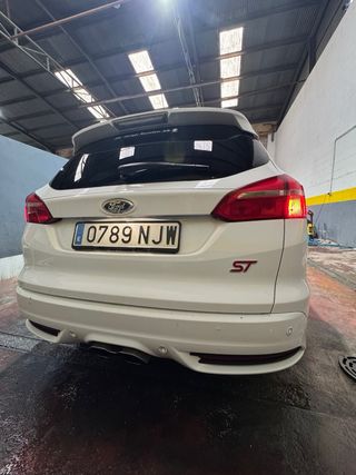 Ford Focus st 2015