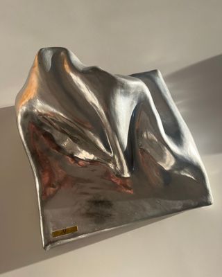 Escultura de Pared Manto Perla