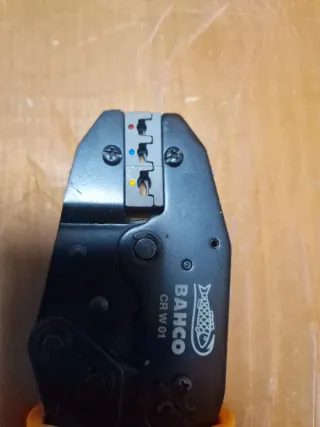 Prensa terminales Bahco CR-W01