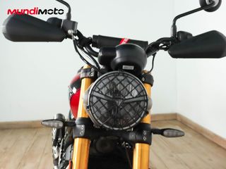 TRIUMPH SCRAMBLER 400 X