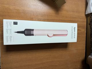 Piastra per capelli Dyson Airstrait nuova da iniziare