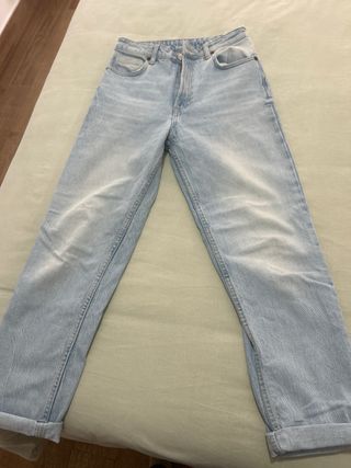 Jeans Zara Mom Fit Mujer