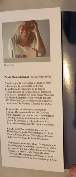 Libro Mujeres, casas y ciudades ( Arquitectura ).