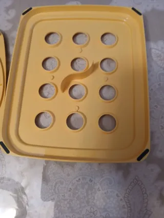 Stampo Tagliapasta Tupperware Giallo