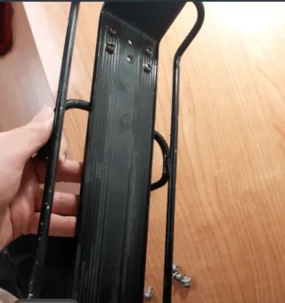 Transportín bicicleta + tornillos