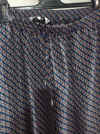 Pantaloni donna a gamba larga fantasia geometrica
