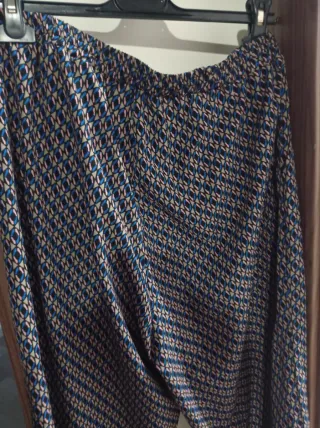 Pantaloni donna a gamba larga fantasia geometrica
